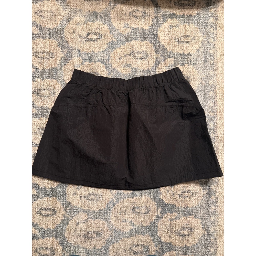 Lululemon Crinkle Nylon High-Rise Mini Skirt Black Size Large NWOT